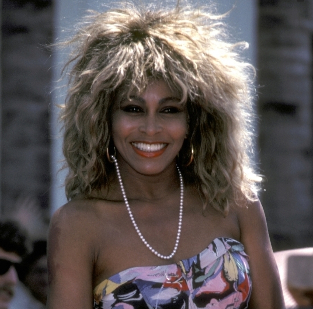📼☎️ 💄👑Celebrating the 1980s! 🪭💍💎📿 - Picture 4 of 16